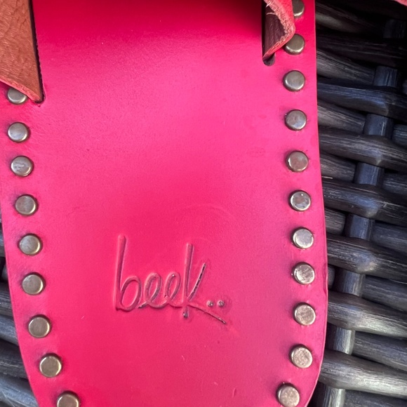 Beeks Finch Leather Sandals - Picture 6 of 9